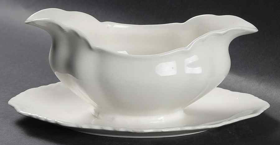 JB133 Gravy Boat with Attached Underplate by Johnson Brothers-1