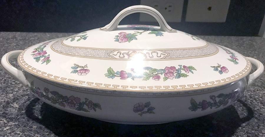 Indian Tree (Beige Key, White) Oval Covered Vegetable by Johnson Brothers-1