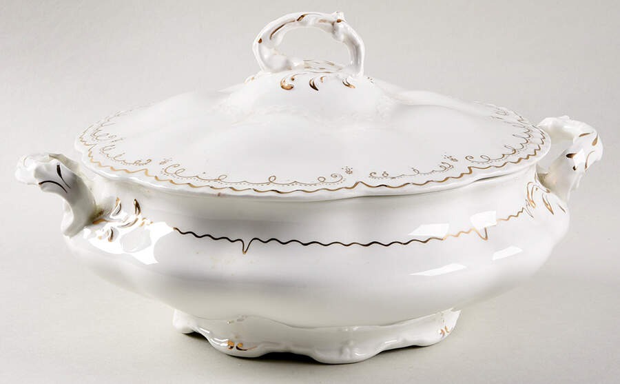 JB159 Round Covered Vegetable by Johnson Brothers-1