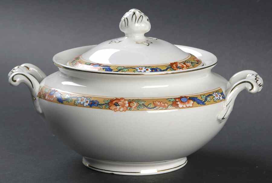 JB17 Sugar Bowl & Lid by Johnson Brothers-1