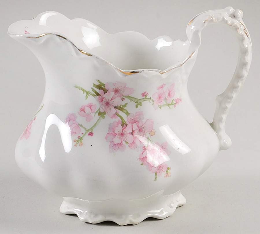 JB179 Creamer by Johnson Brothers-1