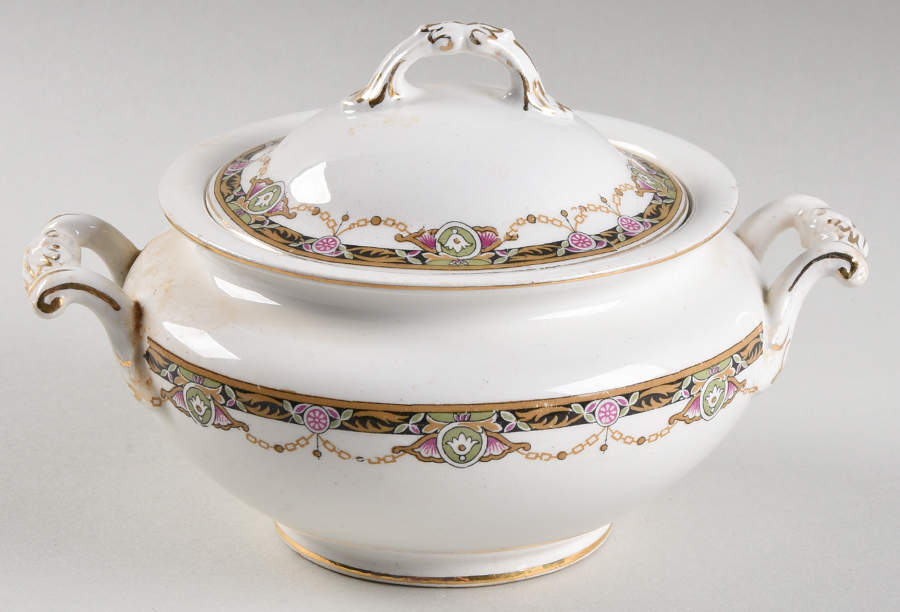 JB183 Sugar Bowl & Lid by Johnson Brothers-1