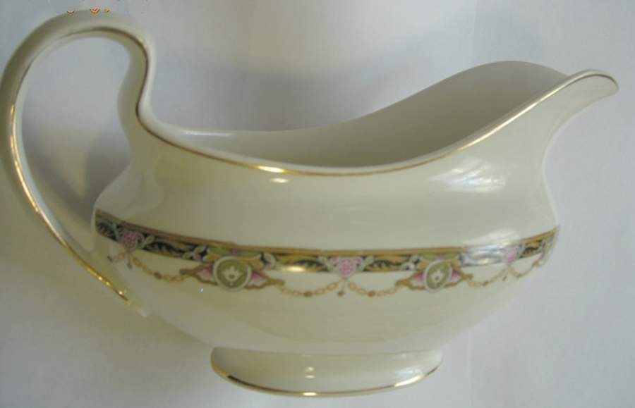 JB183 Gravy Boat by Johnson Brothers-1