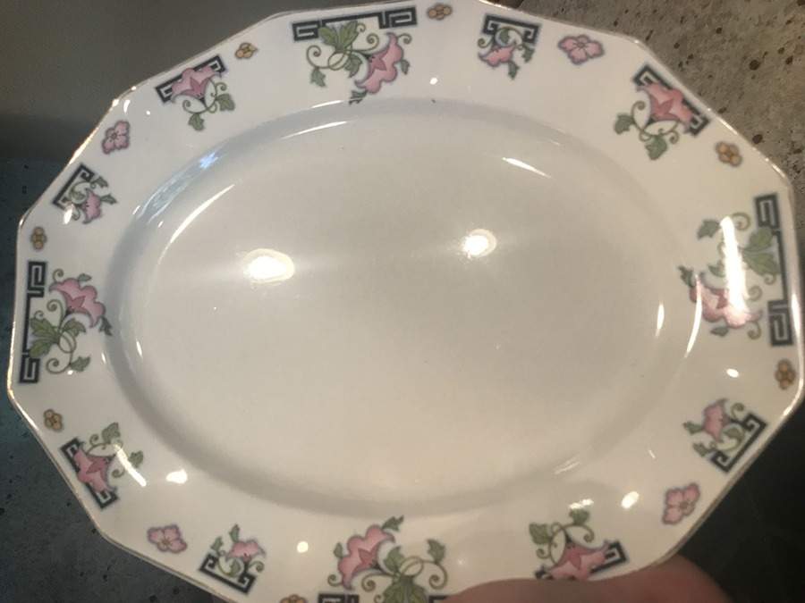 JB197 10" Oval Serving Platter by Johnson Brothers-1