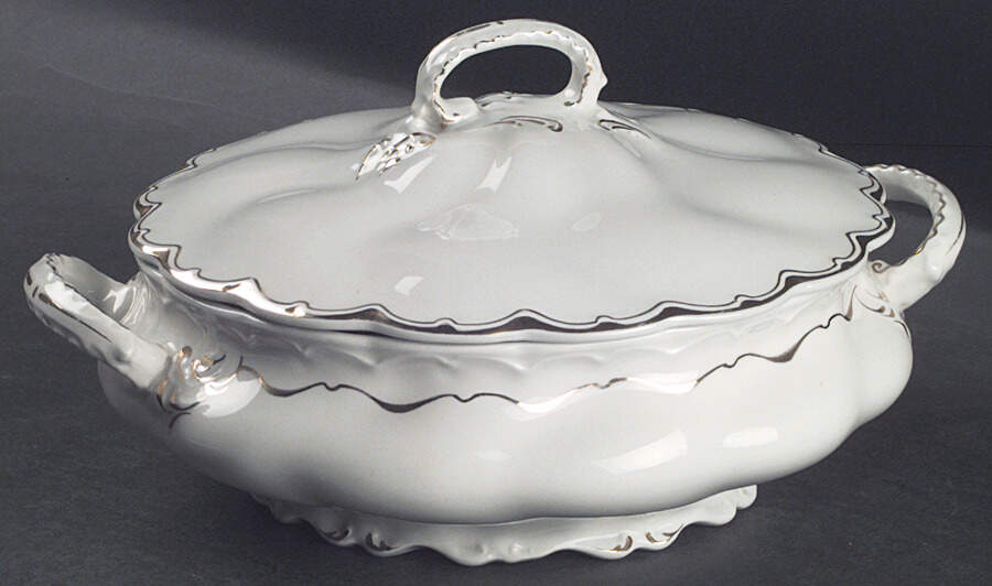 JB209 Round Covered Vegetable by Johnson Brothers-1