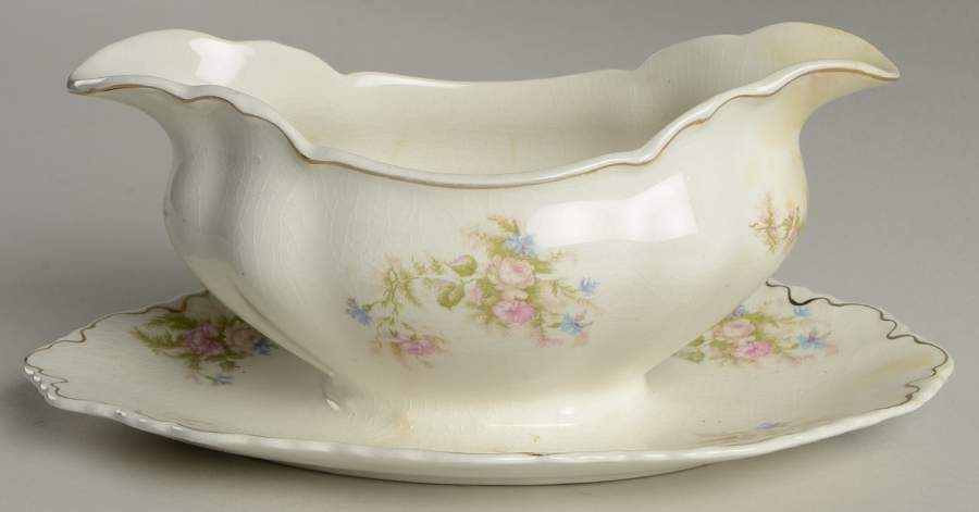 JB231 Gravy Boat with Attached Underplate by Johnson Brothers-1