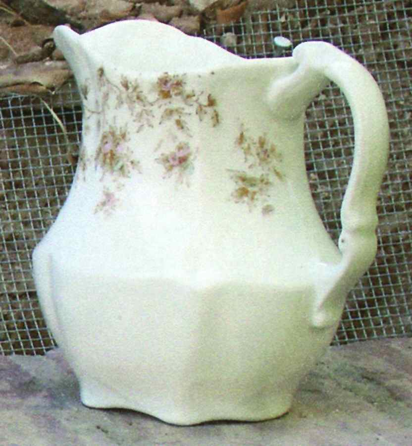 JB246 Creamer by Johnson Brothers-1