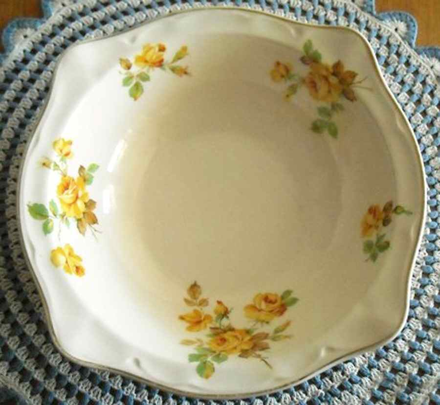 JB260 9" Round Vegetable Bowl by Johnson Brothers-1