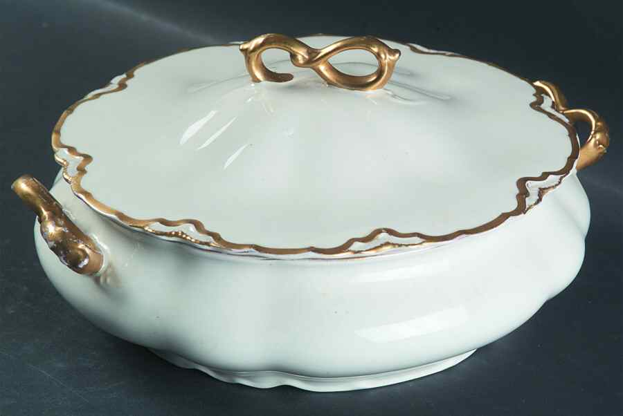 JB270 Round Covered Vegetable by Johnson Brothers-1