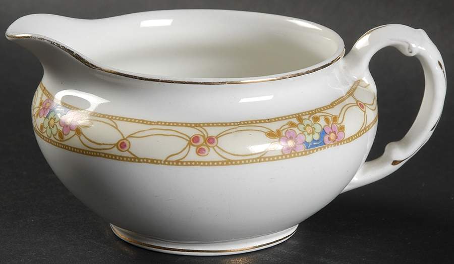 JB29 Creamer by Johnson Brothers-1