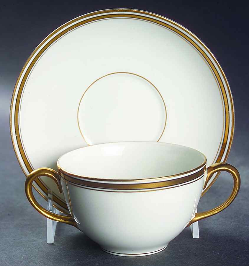 JB301 Flat Bouillon Cup & Saucer by Johnson Brothers-1