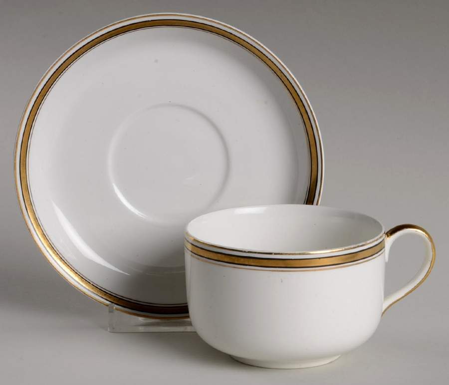 JB301 Flat Cup & Saucer Set by Johnson Brothers-1