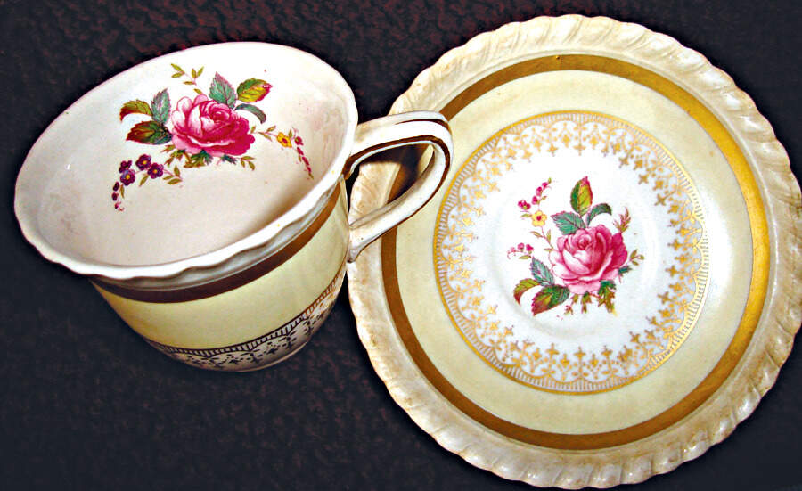 JB33 Flat Demitasse Cup & Saucer Set by Johnson Brothers-1