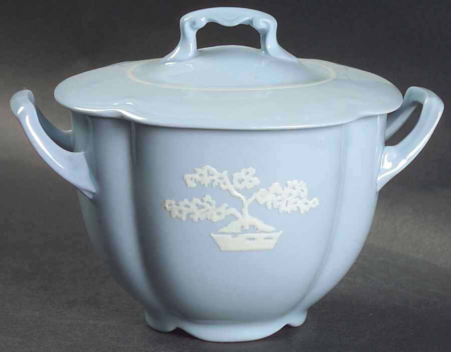 JB35 Sugar Bowl & Lid by Johnson Brothers-1