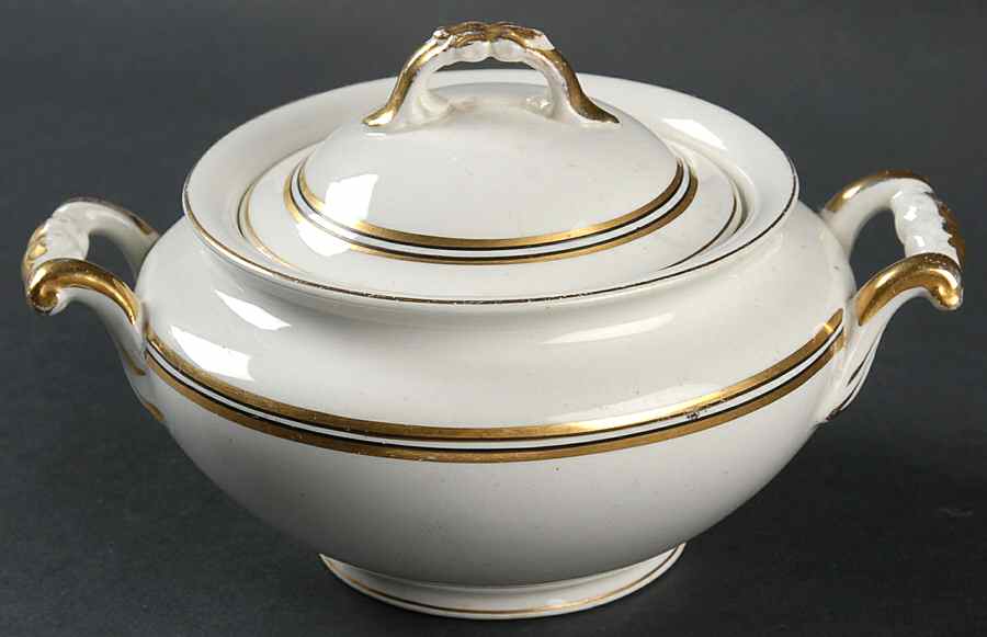 JB37 Sugar Bowl & Lid by Johnson Brothers-1