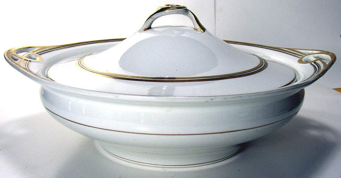 JB37 Round Covered Vegetable by Johnson Brothers-1