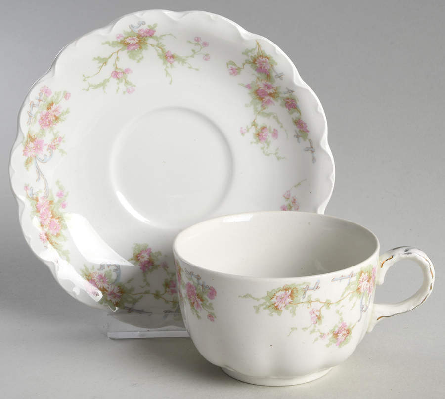 JB38 Flat Cup & Saucer Set by Johnson Brothers-1