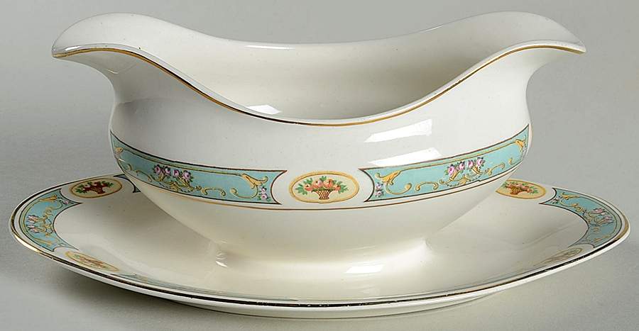 JB7 Gravy Boat with Attached Underplate by Johnson Brothers-1