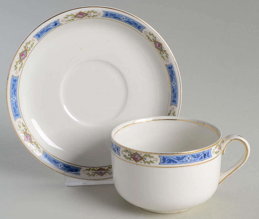 JB78 Flat Cup & Saucer Set by Johnson Brothers-1