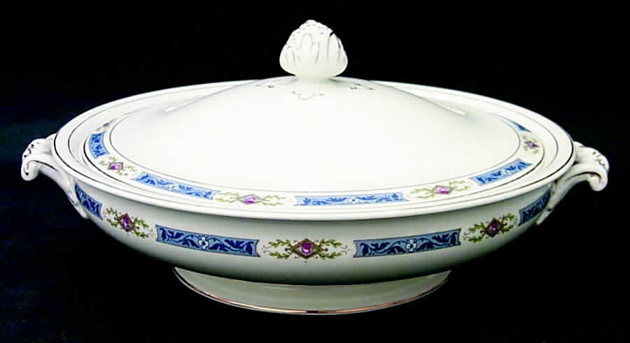 JB78 Round Covered Vegetable by Johnson Brothers-1