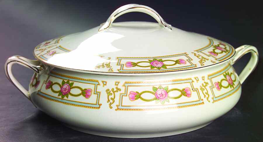 JB92 Round Covered Vegetable by Johnson Brothers-1