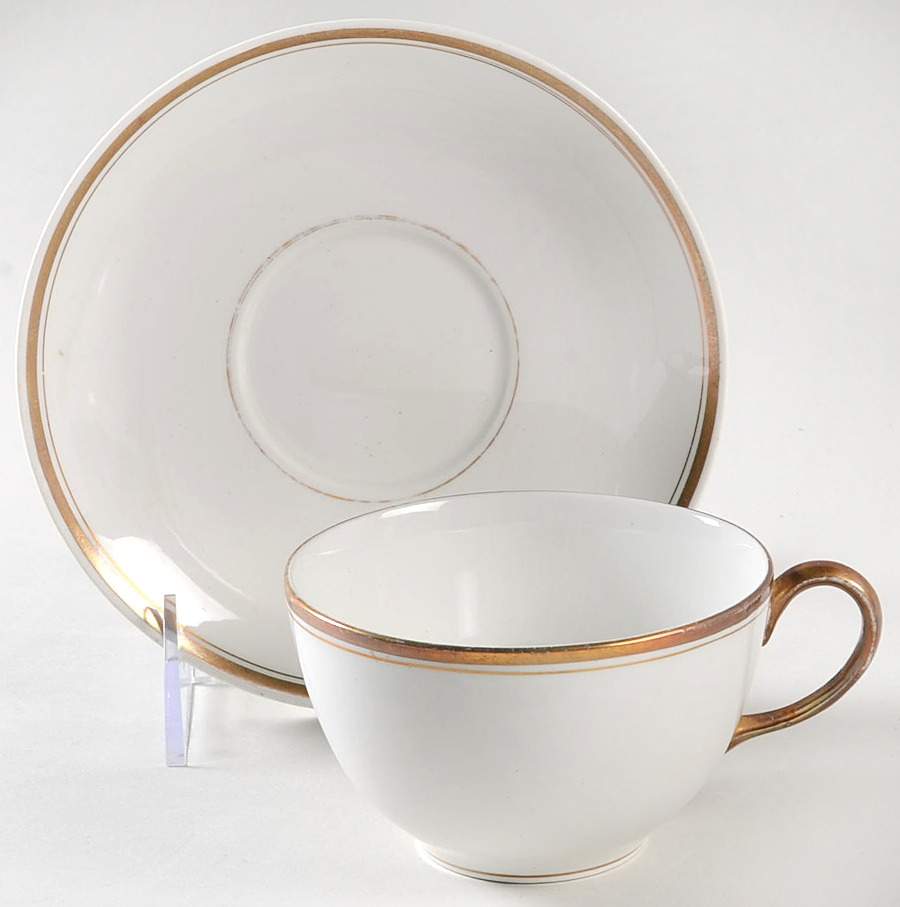 JB95 Flat Cup & Saucer Set by Johnson Brothers-1