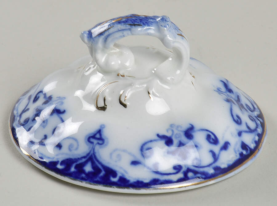 The Jewel (Flow Blue) Lid for Sugar Bowl by Johnson Brothers-1