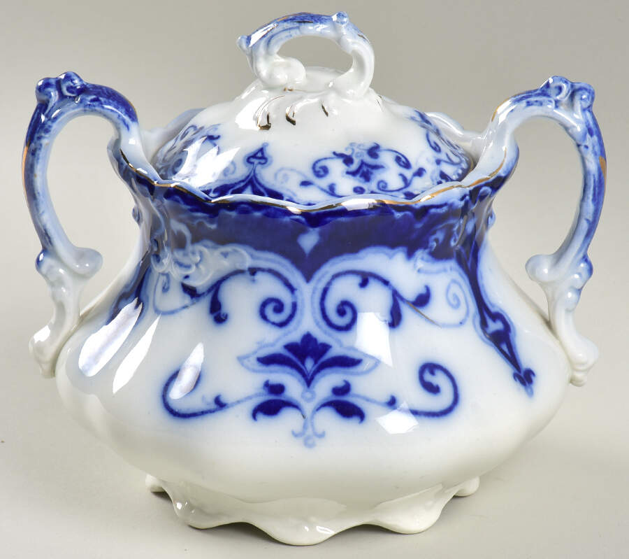 The Jewel (Flow Blue) Sugar Bowl & Lid by Johnson Brothers-1