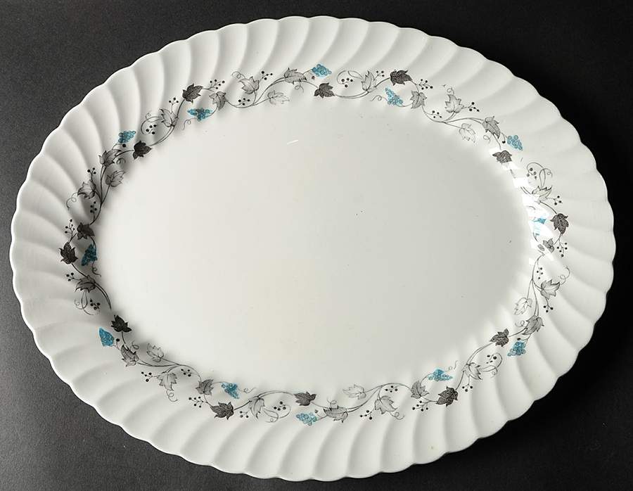 Kensington 13" Oval Serving Platter by Johnson Brothers-1