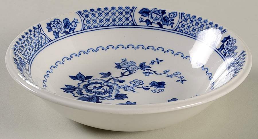 Kyoto Blue and White Fruit/Dessert (Sauce) Bowl by Johnson Brothers-1