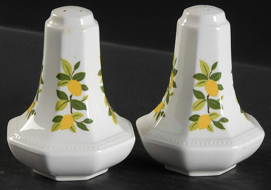 Lemon Tree (Heritage, Octagonal) Salt & Pepper Set by Johnson Brothers-1