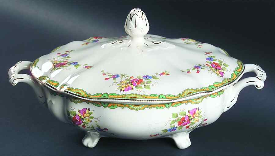 Lichfield Oval Covered Vegetable by Johnson Brothers-1