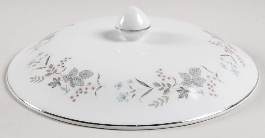 Lynton (Older, Snowhite) Lid for Round Vegetable by Johnson Brothers-1