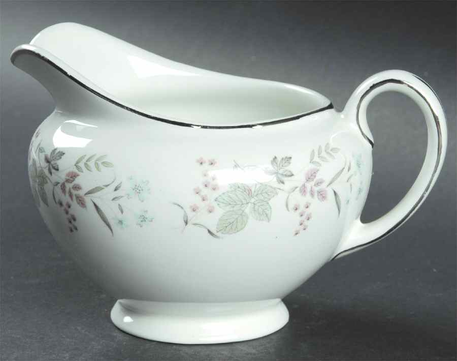 Lynton (Older, Snowhite) Creamer by Johnson Brothers-1