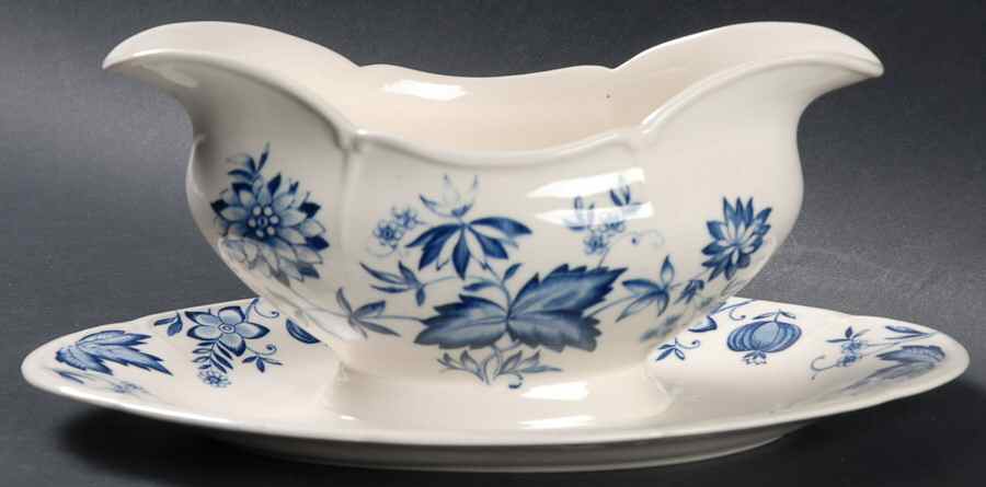 Malvern Blue Gravy Boat with Attached Underplate by Johnson Brothers-1