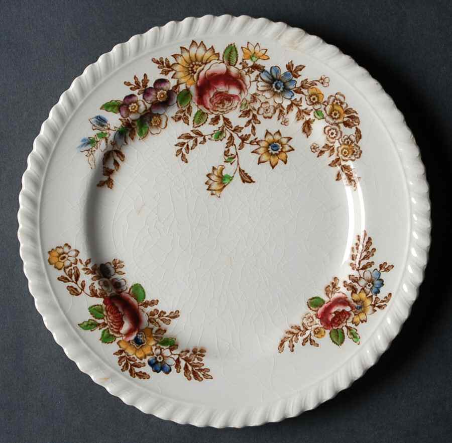 The Marquis (Windsor Ware) Salad Plate by Johnson Brothers-1