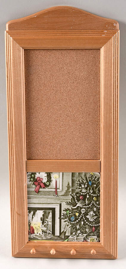 Merry Christmas ("A Genuine Hand Engraving") 15" Natural Wood Memo Board/Key Rack  HC by Johnson Brothers-1