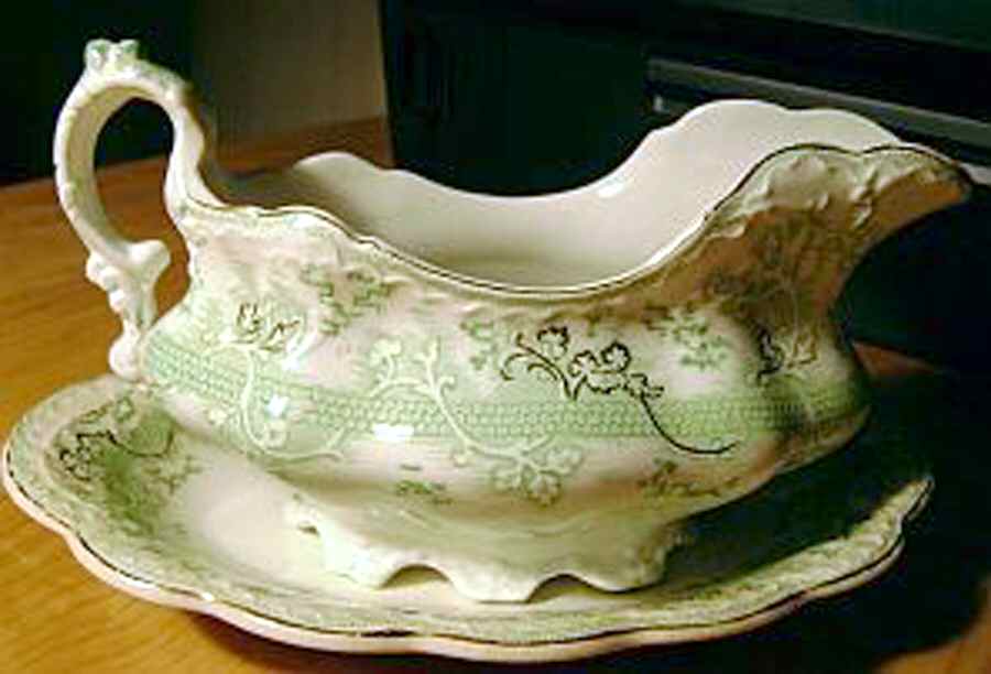 The Mikado Green Gravy Boat & Underplate by Johnson Brothers-1