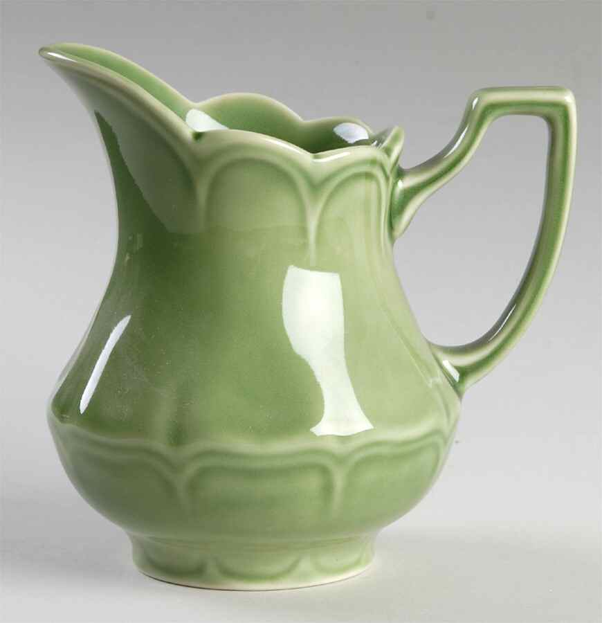 Montpellier Creamer by Johnson Brothers-1