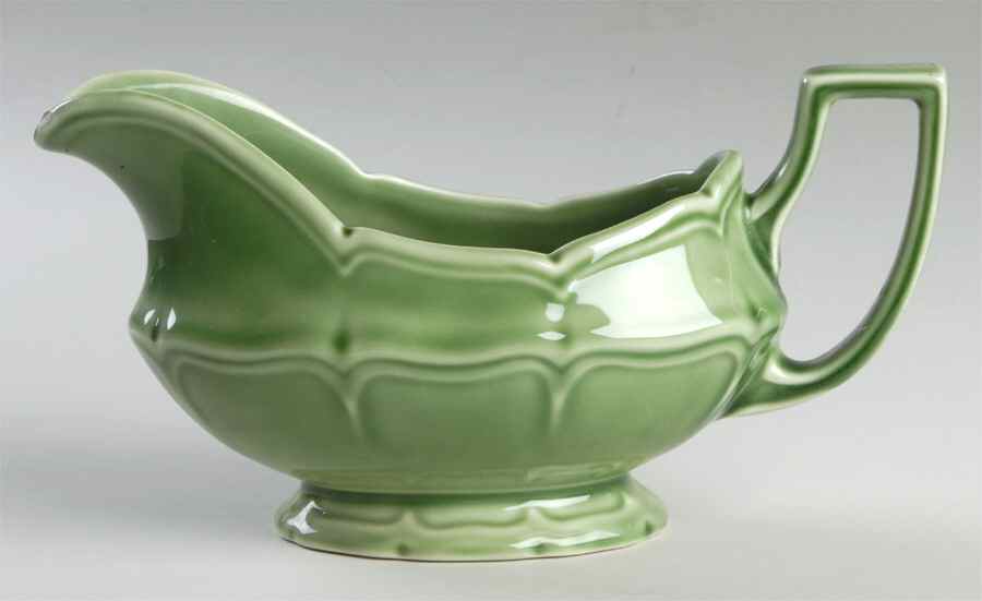 Montpellier Gravy Boat by Johnson Brothers-1