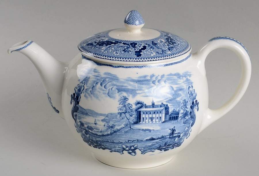 Mount Vernon Blue Teapot & Lid by Johnson Brothers-1