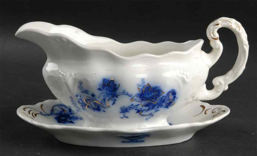 Neapolitan (Gold Accent) Gravy Boat & Underplate by Johnson Brothers-1