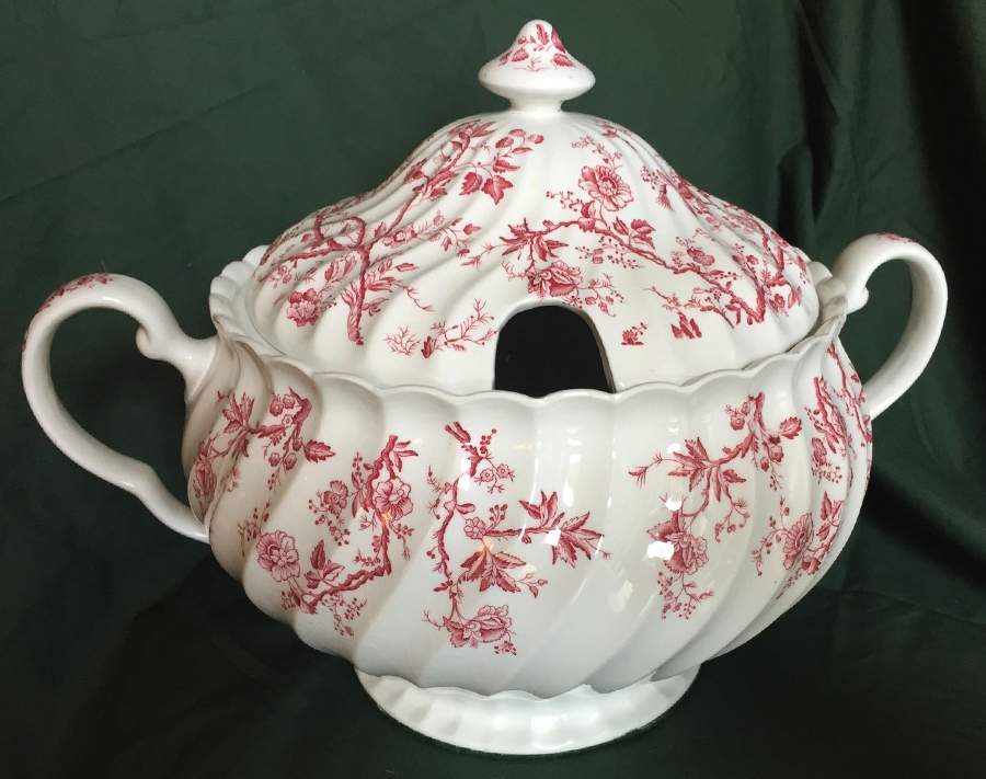 Old Bradbury Pink Tureen &  Lid by Johnson Brothers-1