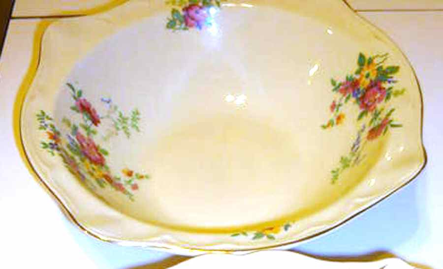 Orchard 9" Round Vegetable Bowl by Johnson Brothers-1