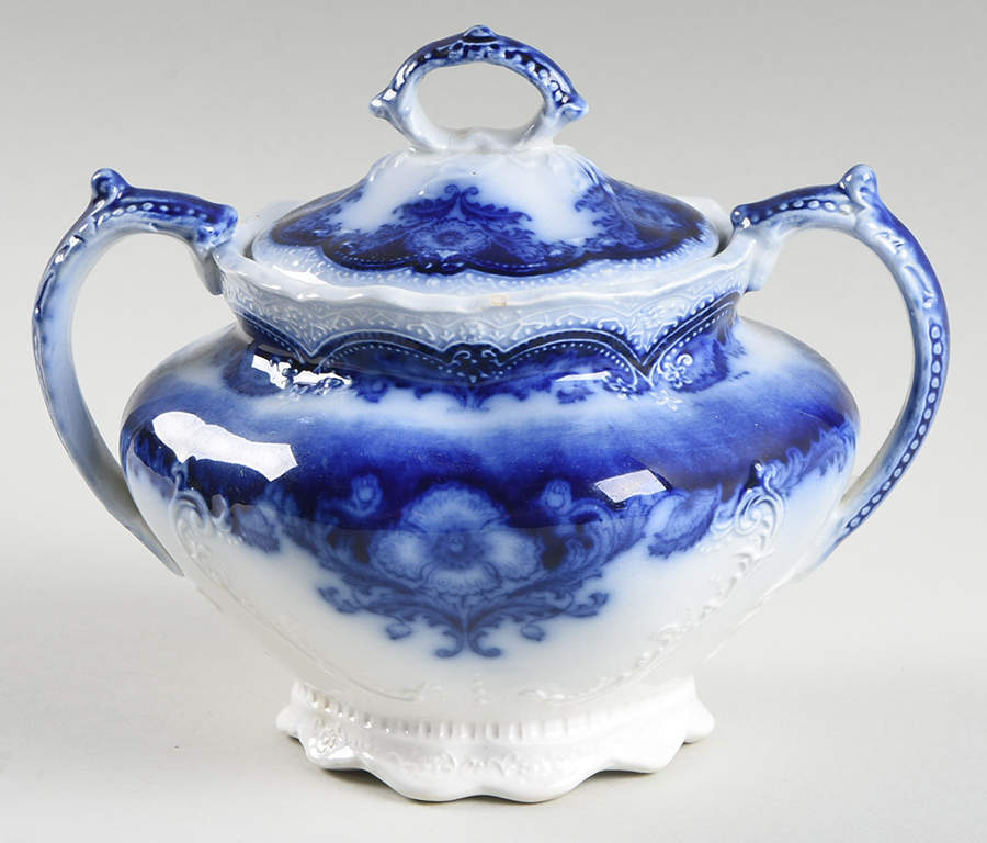 Oregon (Flow Blue) Sugar Bowl & Lid by Johnson Brothers-1