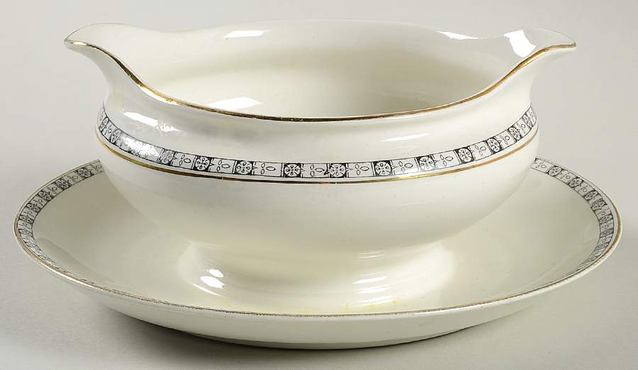 The Orkney Gravy Boat with Attached Underplate by Johnson Brothers-1
