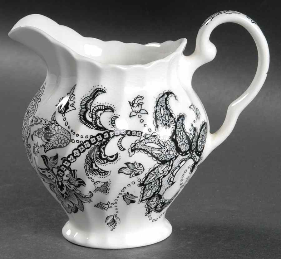 Paisley Black Creamer by Johnson Brothers-1