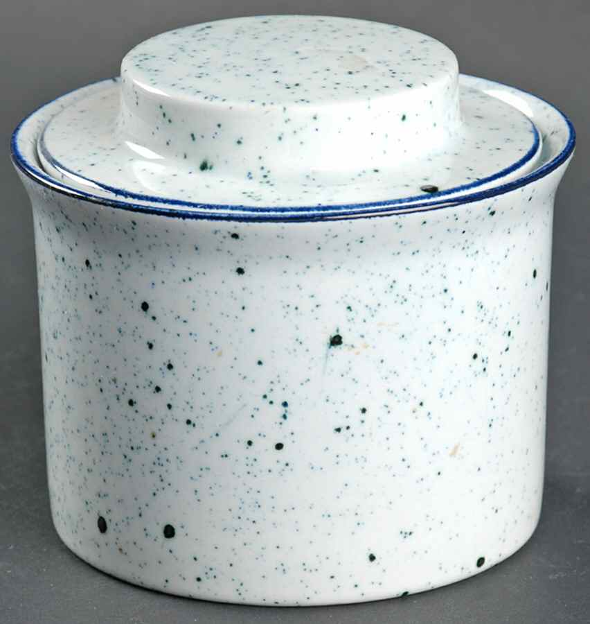 Patio Blue Sugar Bowl & Lid by Johnson Brothers-1