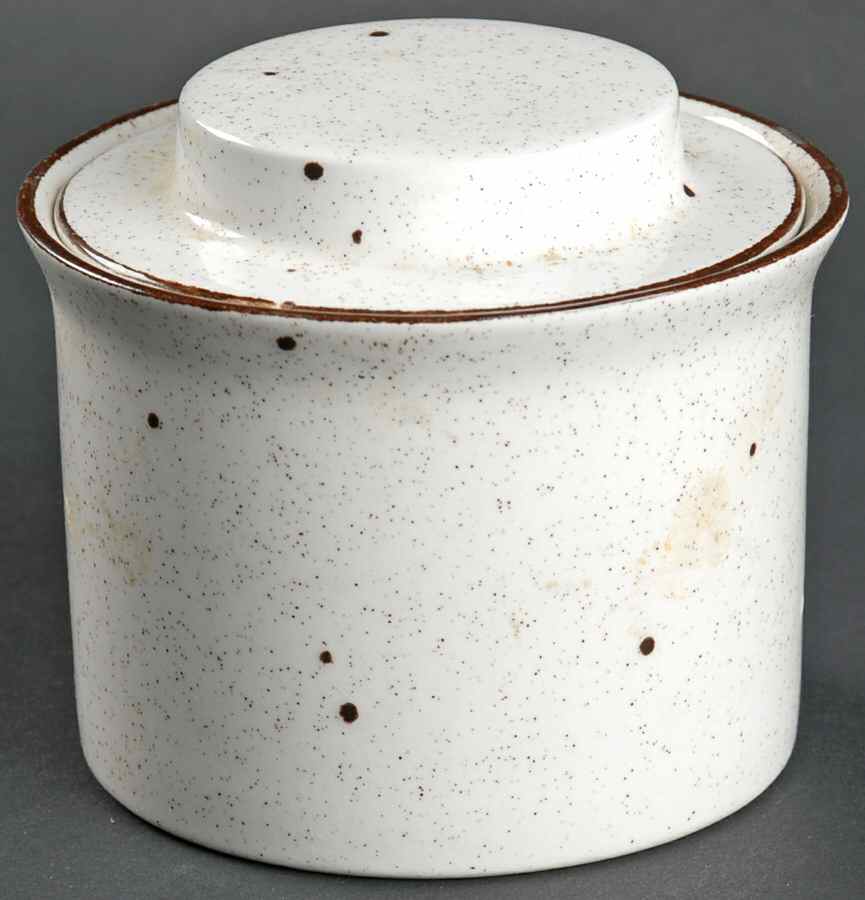 Patio Brown Sugar Bowl & Lid by Johnson Brothers-1
