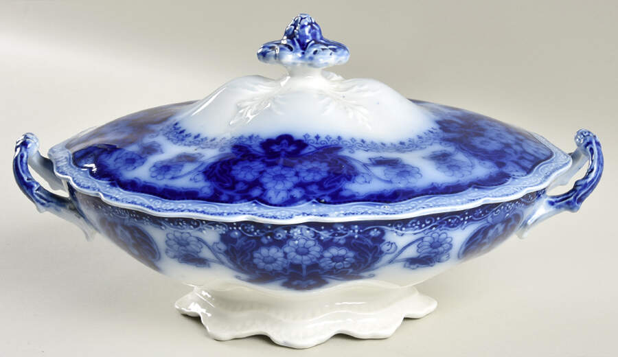Pekin (Flow Blue) Oval Covered Vegetable by Johnson Brothers-1